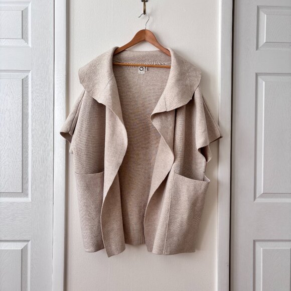 Anthropologie Akemi & Kin Emory Open Front Wrap - Picture 3 of 7